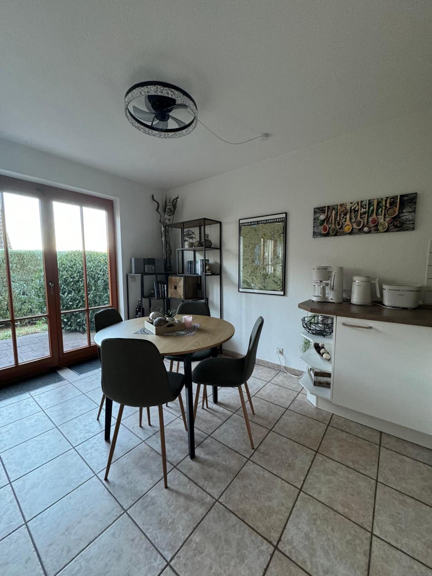 Ferienwohnung Stoerblick Schwerin Raben Steinfeld 外观 照片